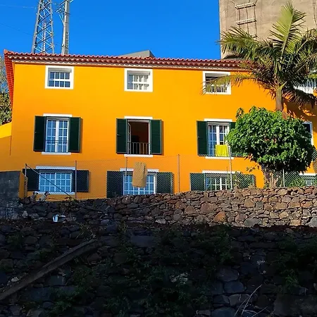 Homestay Casa Amarela