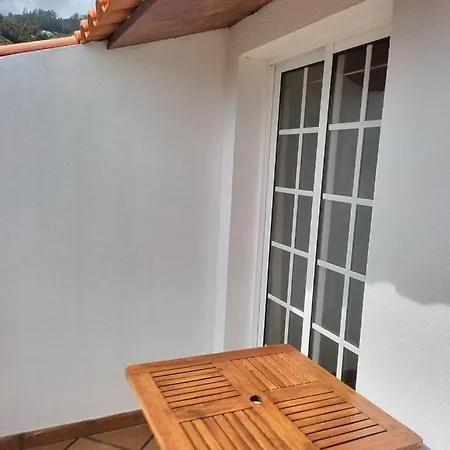 Casa Amarela Homestay Canico (Madeira)