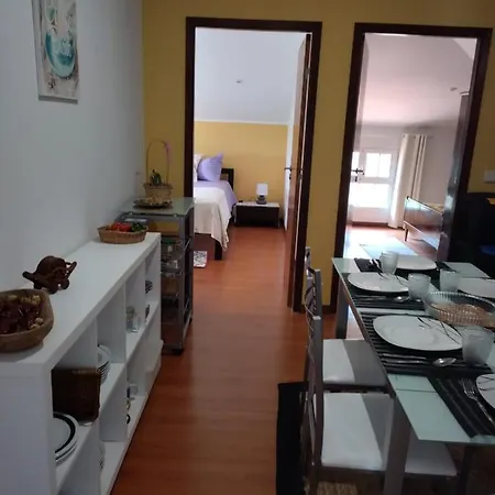 Homestay Casa Amarela Canico (Madeira)