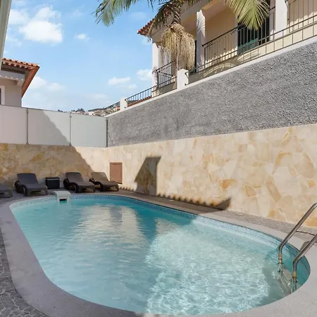 3b Heated Pool Barbecue Games Holiday home *
